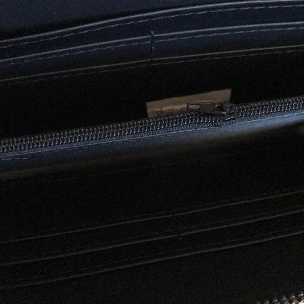 Purse - Picture 5 of 6